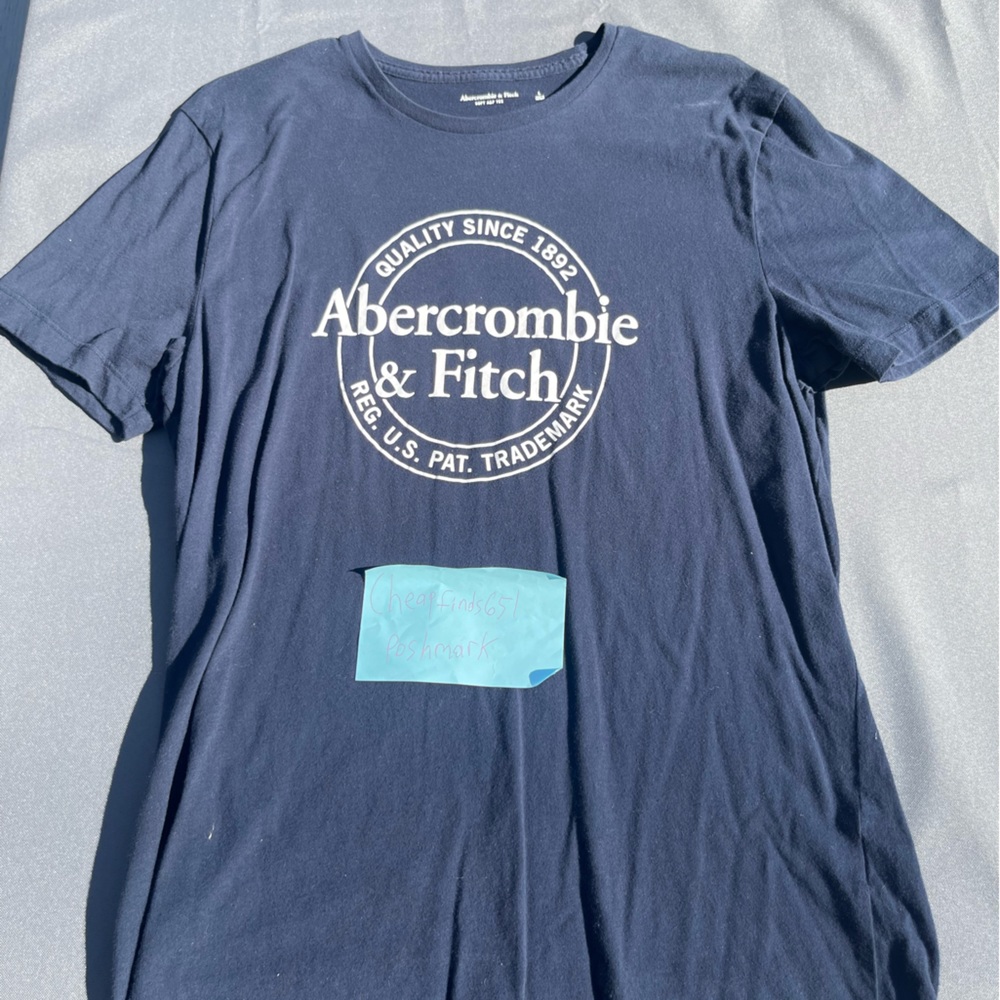 Abercrombie & Fitch “Soft A&F Tee” *NEVER WORN*